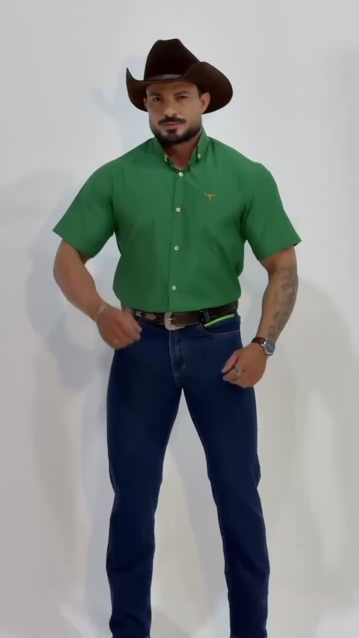 Camisa Xadrez Country Confort - Manga Curta com Botão na Gola